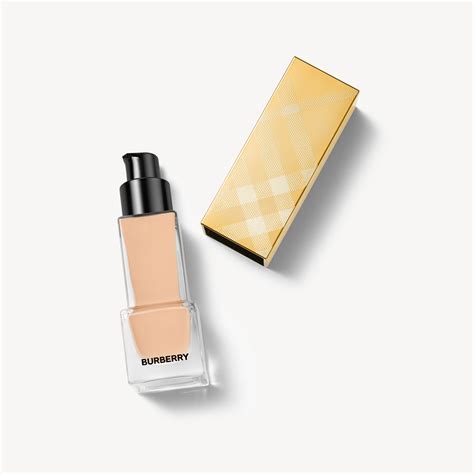 burberry foundation warm honey|Burberry light glow makeup.